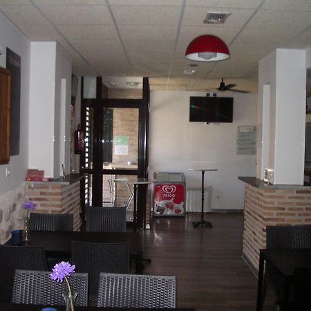 Apartamentos La Fonda Aninon 외부 사진