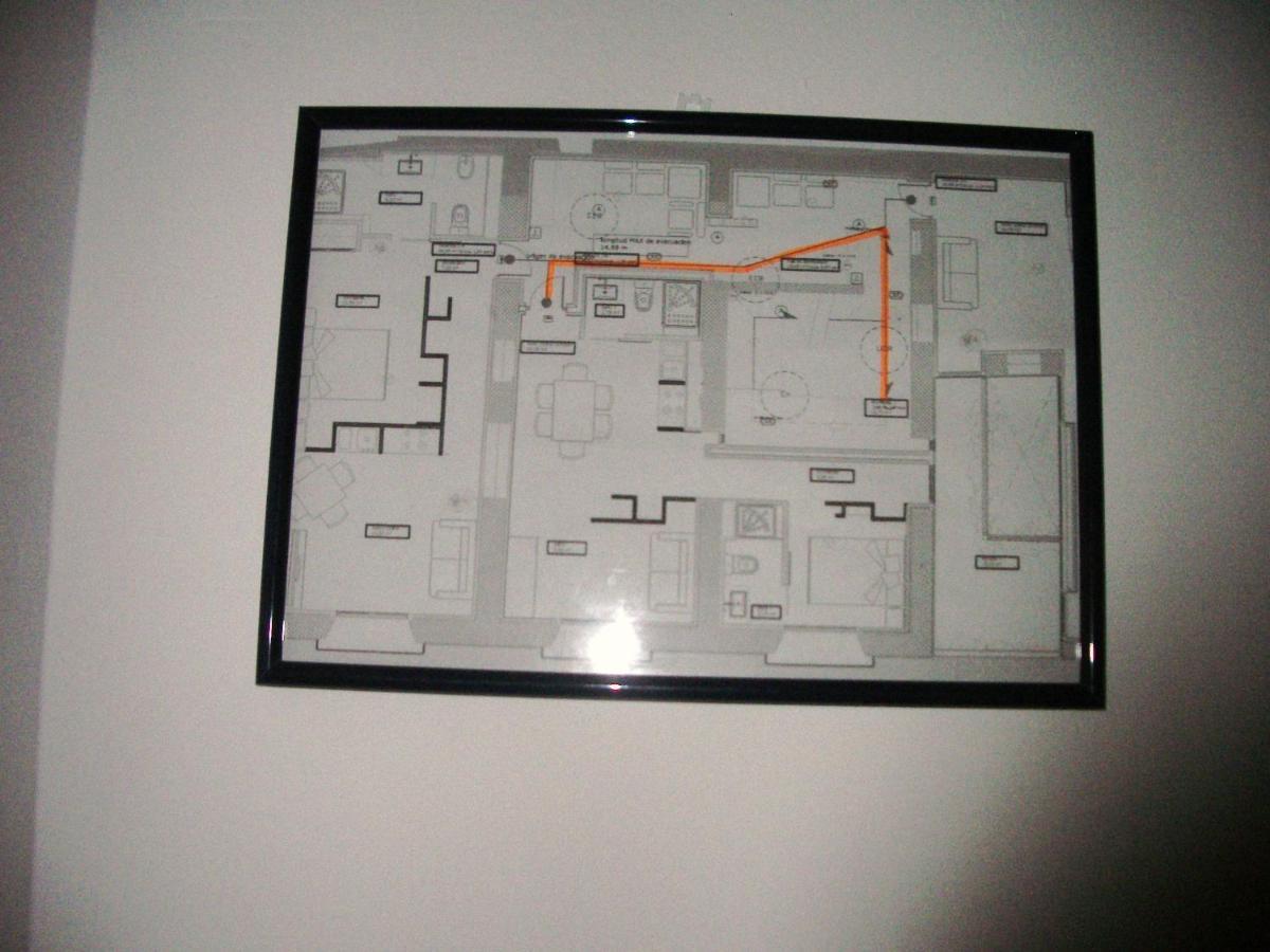Apartamentos La Fonda Aninon 외부 사진