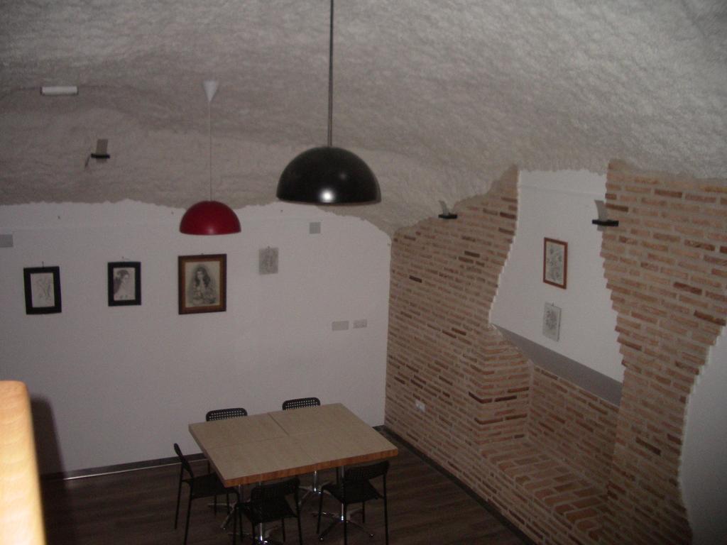 Apartamentos La Fonda Aninon 외부 사진