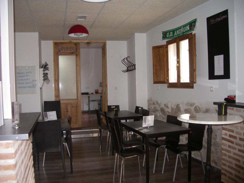 Apartamentos La Fonda Aninon 외부 사진