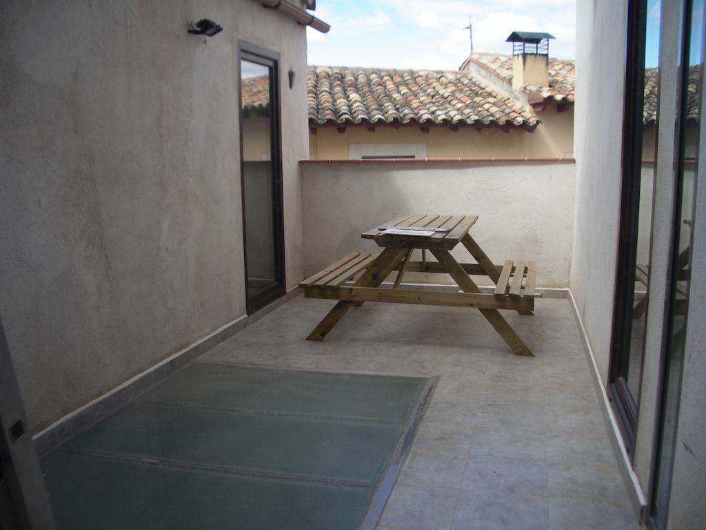 Apartamentos La Fonda Aninon 객실 사진