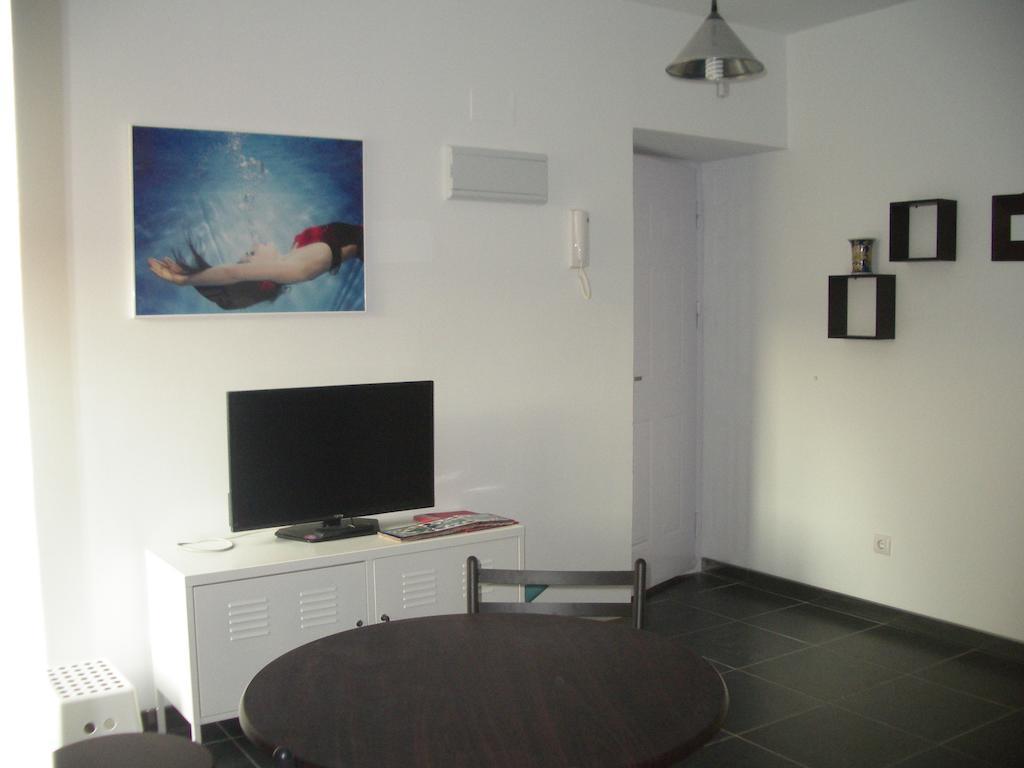 Apartamentos La Fonda Aninon 외부 사진