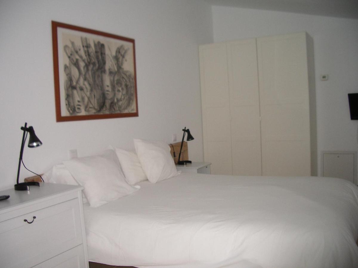 Apartamentos La Fonda Aninon 외부 사진