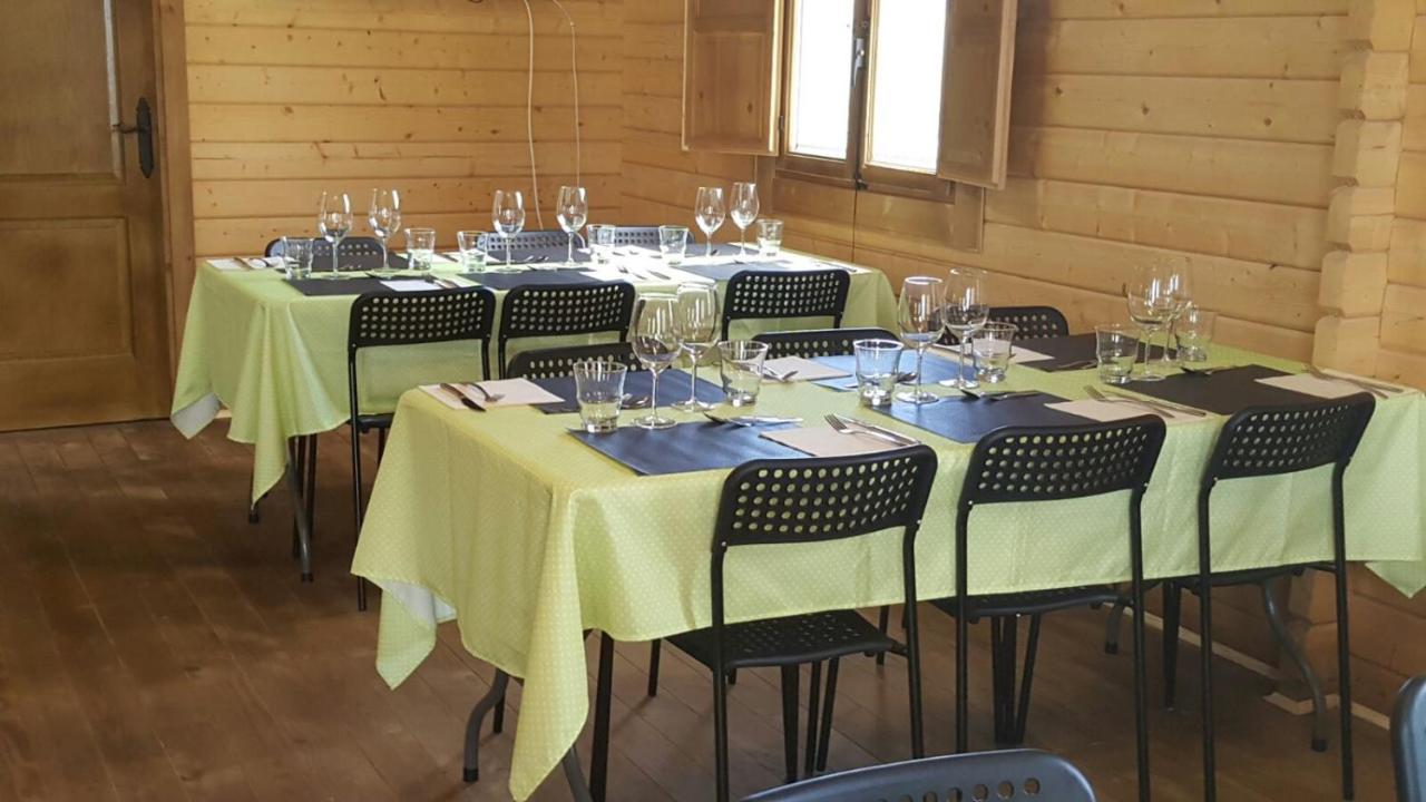 Apartamentos La Fonda Aninon 외부 사진